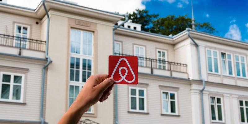 Airbnb revives hotel strategy, moves closer to rival OTA model