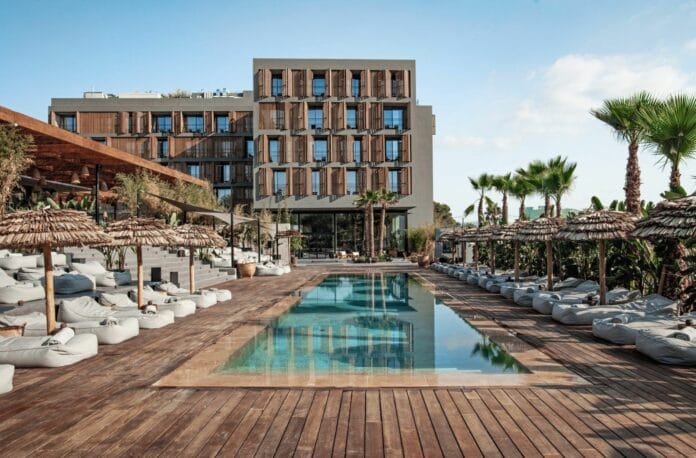 Oku Hotels: Wiedereröffnung auf Ibiza und Kos